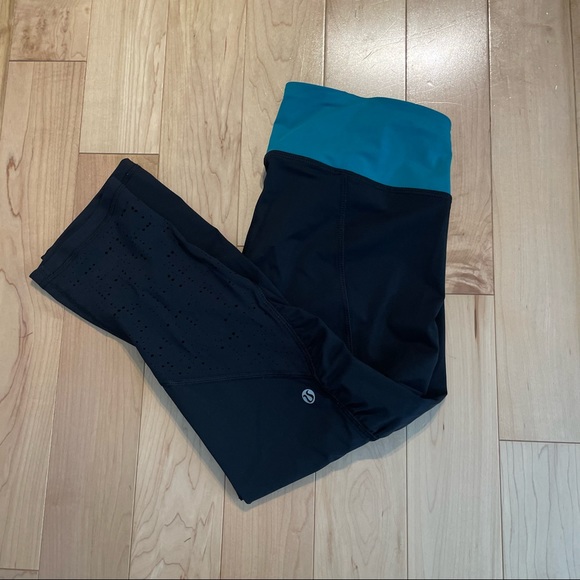lululemon athletica Other - Lululemon Water Bound Crops
